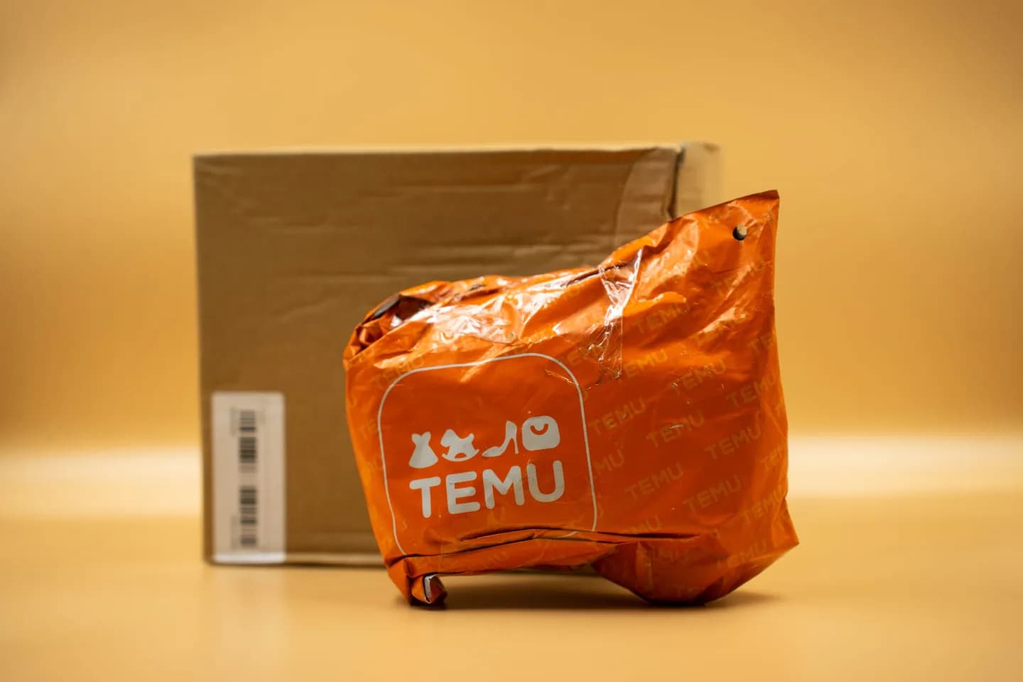 What shoppers should know about Temu import taxes