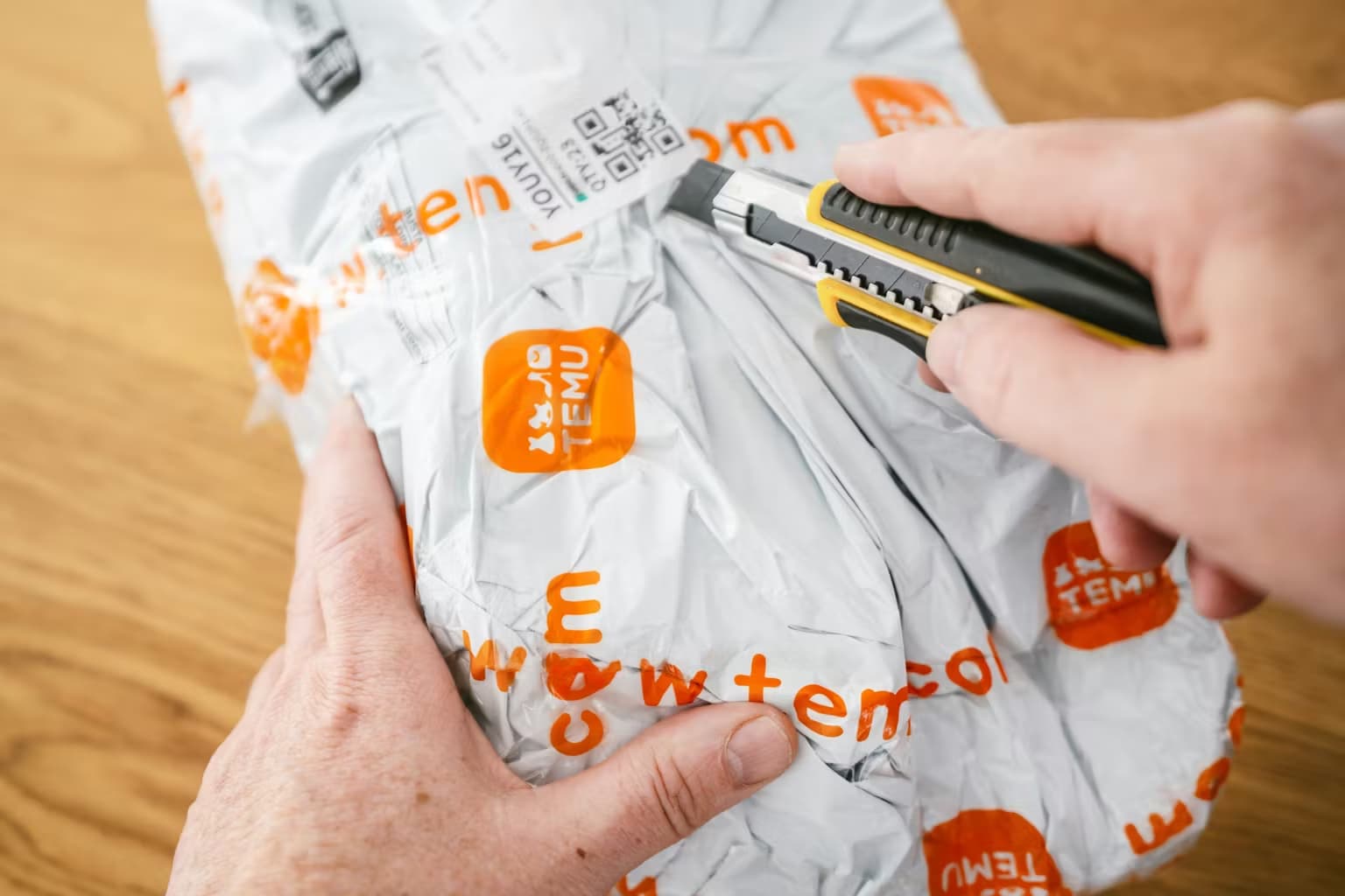 Pricing Advantages When You Buy Branded Products on Temu